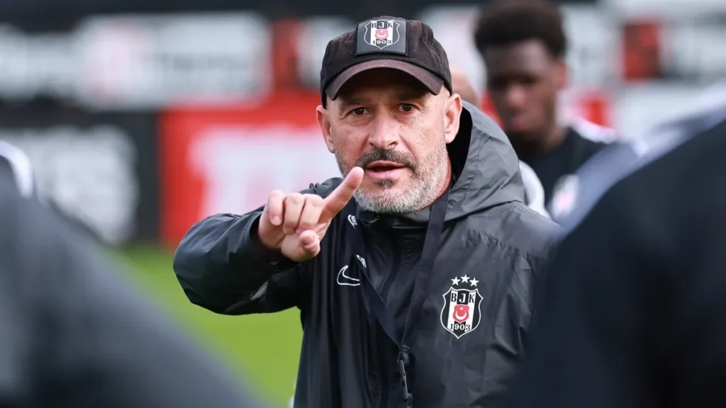 besiktas-istanbul-basaksehir-fk-maci-hazirliklarina-basladi-I8y9ZQna.webp