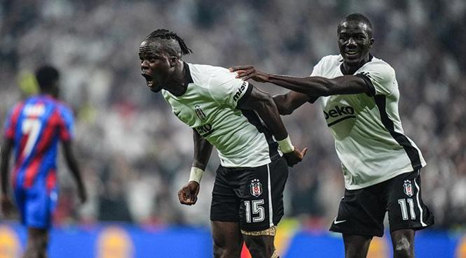 Beşiktaş'a Dolmabahçe'de Olaitan hayat verdi! (ÖZET) Beşiktaş - Crystal Palace maç sonucu 2-2