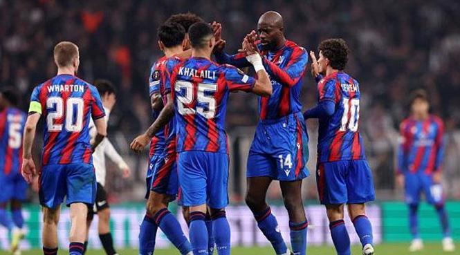 Beşiktaş'a Dolmabahçe'de Olaitan hayat verdi! (ÖZET) Beşiktaş - Crystal Palace maç sonucu 2-2