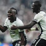 besiktasa-dolmabahcede-olaitan-hayat-verdi-ozet-besiktas-crystal-palace-mac-sonucu-2-2-tBSDPwj5.jpg