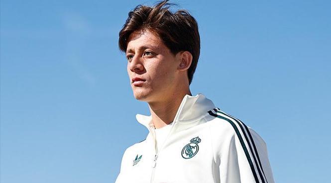 CANLI Barcelona-Real Madrid maçı ne zaman, saat kaçta, hangi kanalda? (11'ler belli oldu)