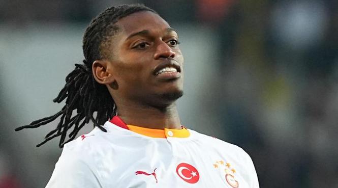 CANLI | Galatasaray - Fenerbahçe derbisi Canlı Anlatım - GS FB maçı kadroları, skoru ve istatistikleri