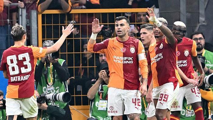 Derbi sonrası hem Archie Brown'dan hem Abdülkerim'den art arda açıklamalar! 'Kadın gibi çekti' 2 Derbi sonrası hem Archie Brown'dan hem Abdülkerim'den art arda açıklamalar! 'Kadın gibi çekti'
