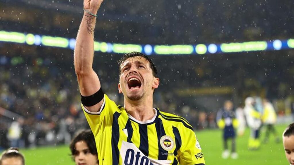 derbilerin-en-tecrubelisi-mert-hakan-yandas-ypicUNHG.jpg