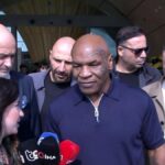 dunyaca-unlu-boksor-mike-tyson-istanbulda-XSHf1rUk.jpg