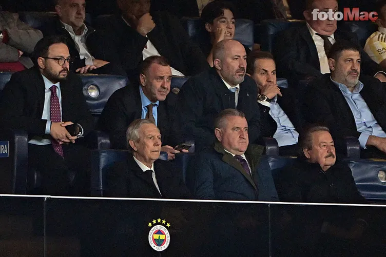 Fenerbahçe Başkanı Aziz Yıldırım çılgına döndü! Slavia Prag maçı sonrası...