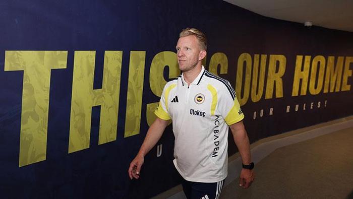 Fenerbahçe'de milli araya kadar takımı Dirk Kuyt çalıştıracak! Yönetim kararını verdi 5 Fenerbahçe'de milli araya kadar takımı Dirk Kuyt çalıştıracak! Yönetim kararını verdi