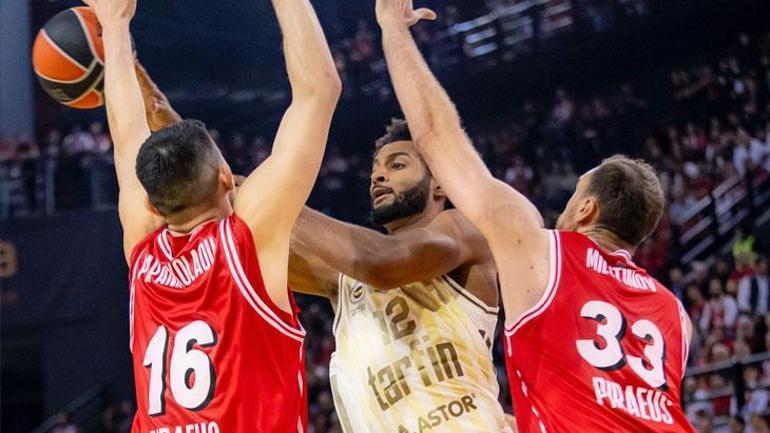 Fenerbahçe'den Atina'da gövde gösterisi! (ÖZET) Olympiakos - Fenerbahçe Tarfin maç sonucu 61-64 2 Fenerbahçe'den Atina'da gövde gösterisi! (ÖZET) Olympiakos - Fenerbahçe Tarfin maç sonucu 61-64