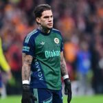 fenerbahceli-ederson-derbi-sonrasi-sari-lacivertli-camiaya-seslendi-calismaya-inanmaya-devam-etmeliyiz-CjD5dBc5.jpg