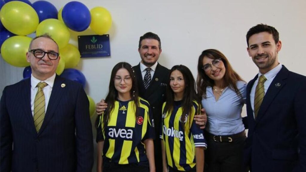 fenerbahceli-liderler-dernegi-anadoluda-yapay-zeka-seferberligi-baslatti-2T84RvGA.jpg