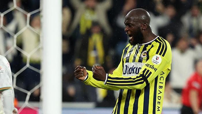 Fenerbahçe'nin yıldızı Romelu Lukaku için açıklama geldi! "Büyük sıkıntı yaşayacağız" 2 Fenerbahçe'nin yıldızı Romelu Lukaku için açıklama geldi! "Büyük sıkıntı yaşayacağız"