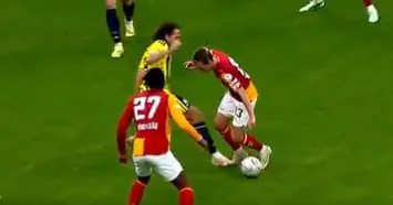Galatasaray Batrakovla penaltı bekledi! 2 Galatasaray Batrakovla penaltı bekledi!
