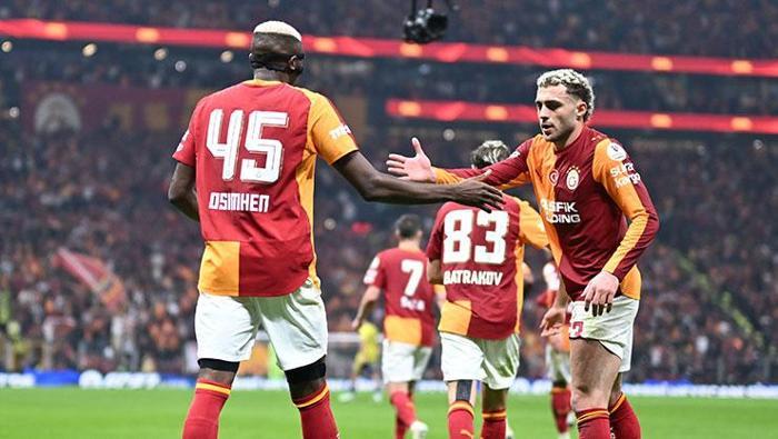 Galatasaray-Fenerbahçe derbisine usta isimlerden teknik bakış! 'İlk devrede nakavt, dengeyi bozan yerleşim hataları'