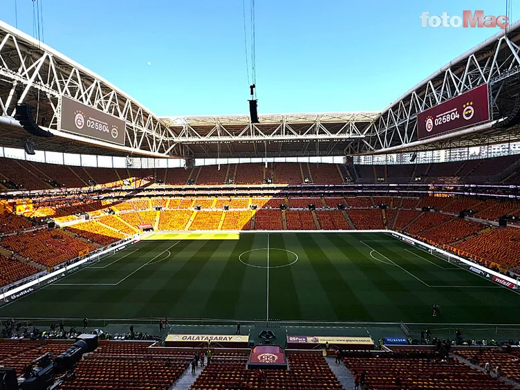 Galatasaray idaresinden derbi öncesi dev prim kararı!