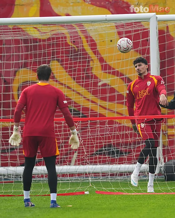 Galatasaray idaresinden derbi öncesi dev prim kararı!
