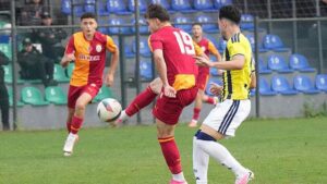 gunun-ilk-derbisi-galatasarayin-mac-sonucu-galatasaray-u19-fenerbahce-u19-3-1-MmMf5X55.jpg