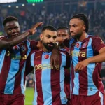 karadenizde-dev-derbi-iste-trabzonsporun-caykur-rizespor-maci-11i-isiqm1iz.webp