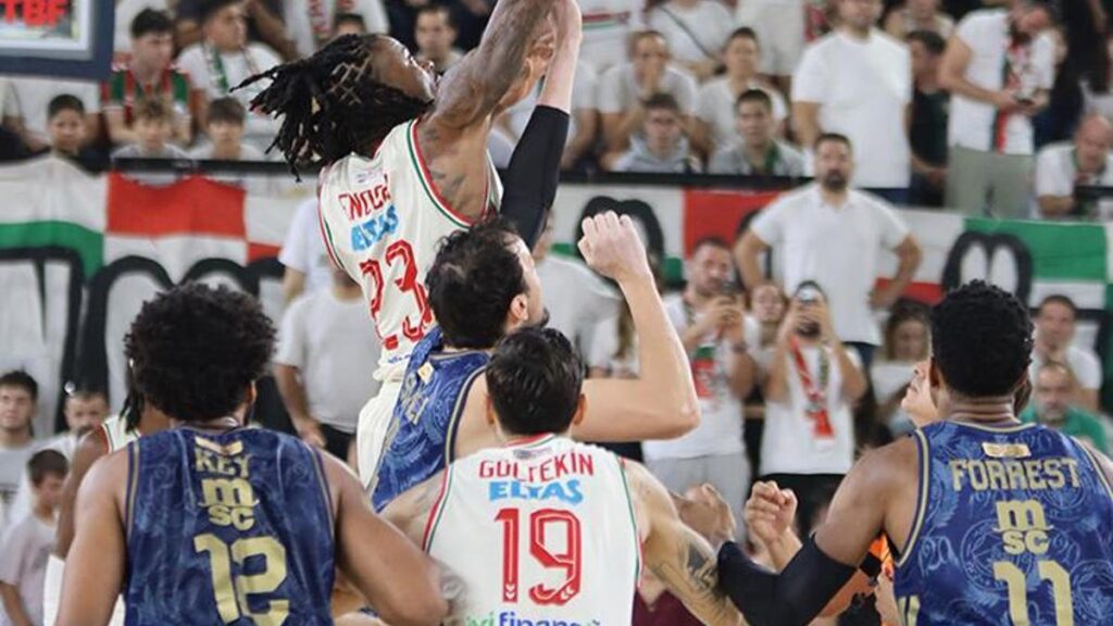karsiyaka-basketbol-ic-sahadaki-ilk-yenilgisini-aldi-5qSeE2uF.jpg