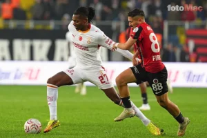 okan-burukin-derbi-plani-hazir-fenerbahceyi-bu-turlu-yikacak-8-fwXIjJHK.webp