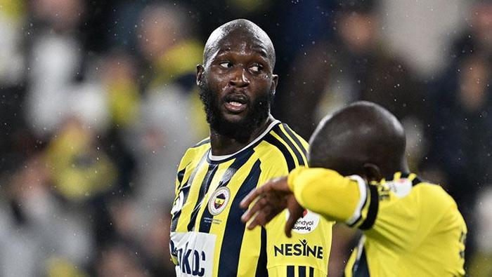 Son kararını verdi! İsmail Kartal derbinin 11'ini netleştirdi